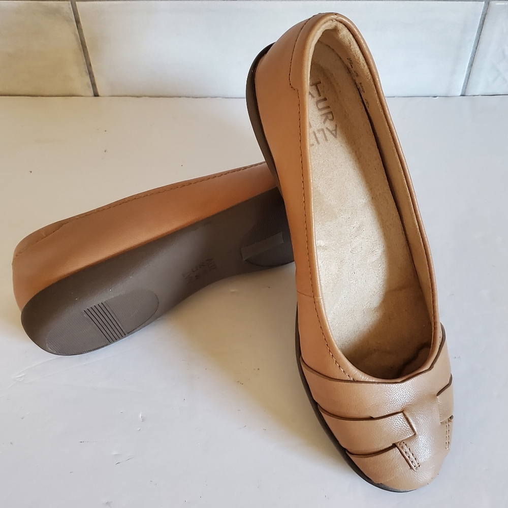 NWOT Naturalizer 7.5 Quiet Luxury Modern Contemporary Neutral Balletcore Flats - Picture 2 of 12